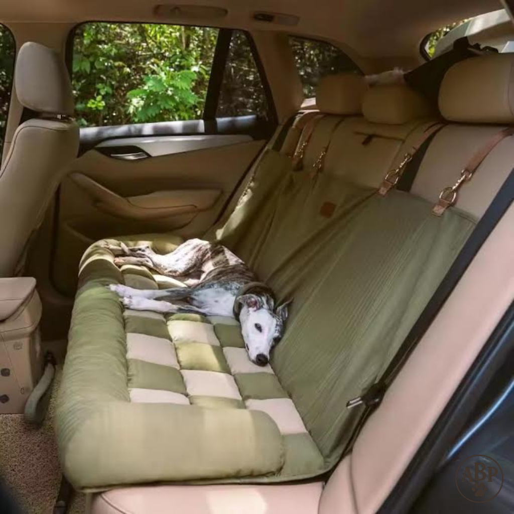 Tapis de Siège Auto pour Chien – Matelas de Voiture Confortable et Sécurisé – Protection Siège + Coussin Antidérapant Déhoussable